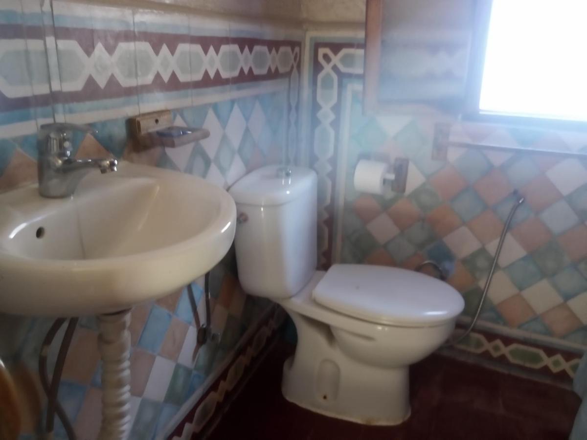 Hostal Gernika Szafszawan Zewnętrze zdjęcie