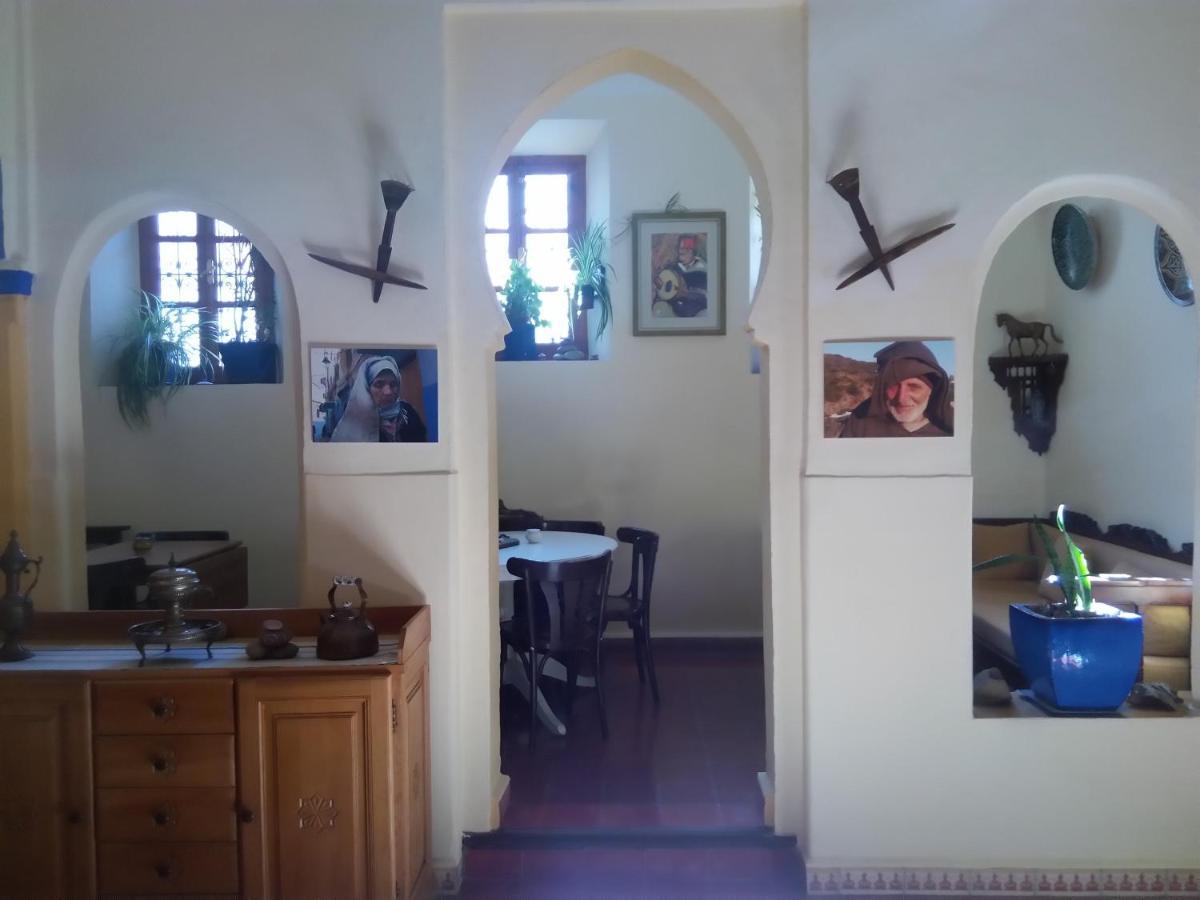 Hostal Gernika Szafszawan Zewnętrze zdjęcie
